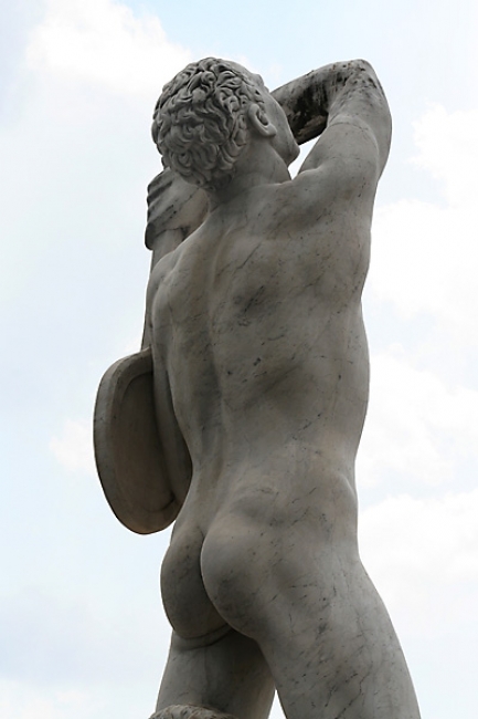 Stadio dei marmi 126